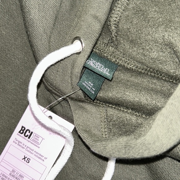 New - Picture 3 of 3